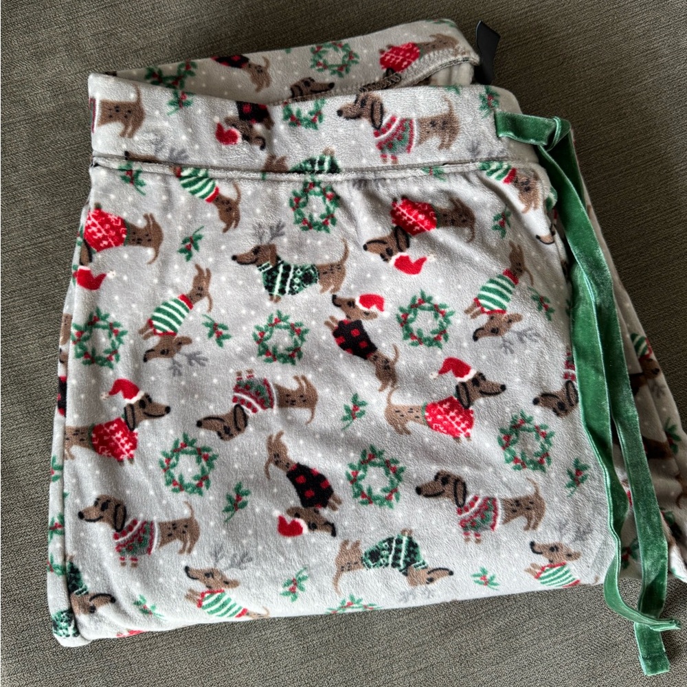 🎁🐶dachshund / wiener dog pajama pants! Cynthia rowley women’s L like new!